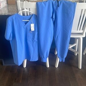 Men’s Figs Jogger Set in Blue. Brand new Tags